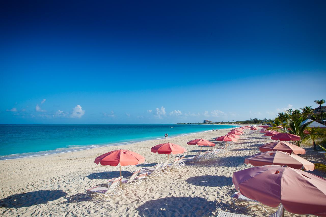Ocean Club West Resort Грейс-Бэй Экстерьер фото